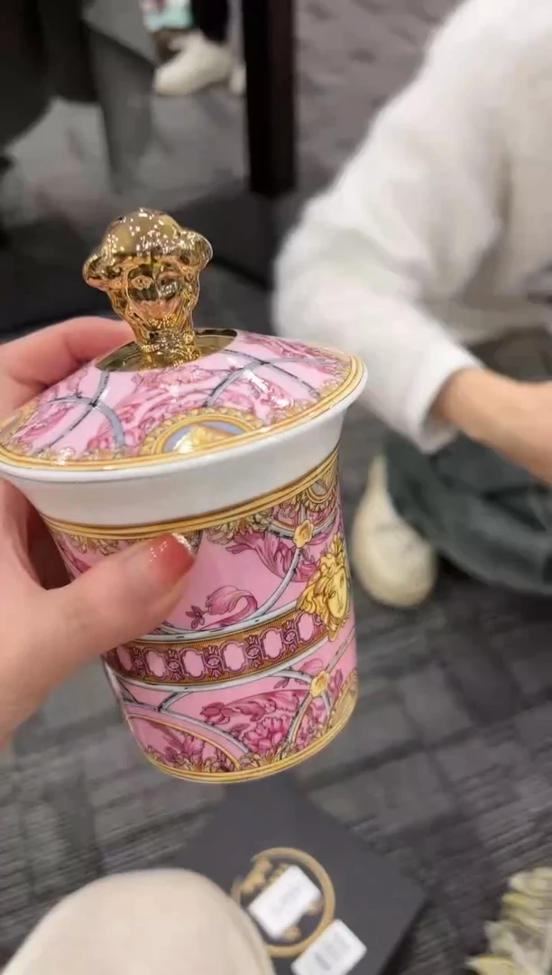 【闪购商品】杯H656--------------