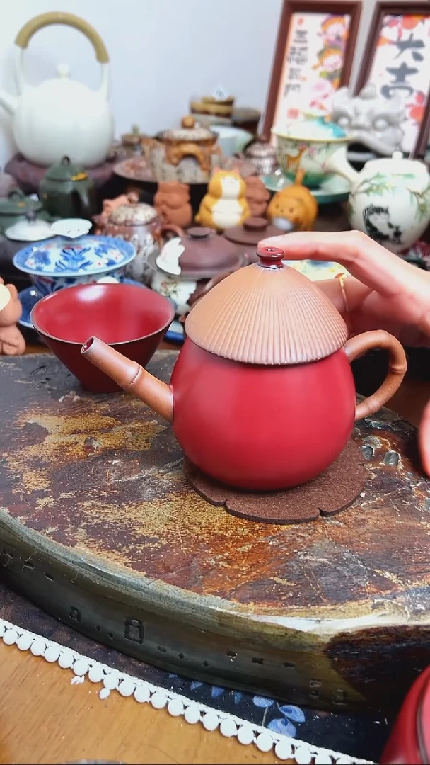 【 茶瓷物语】红色茶壶