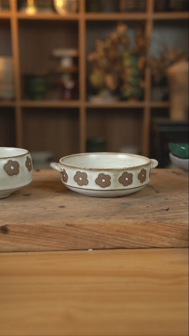 雕刻小花花的双耳小盘