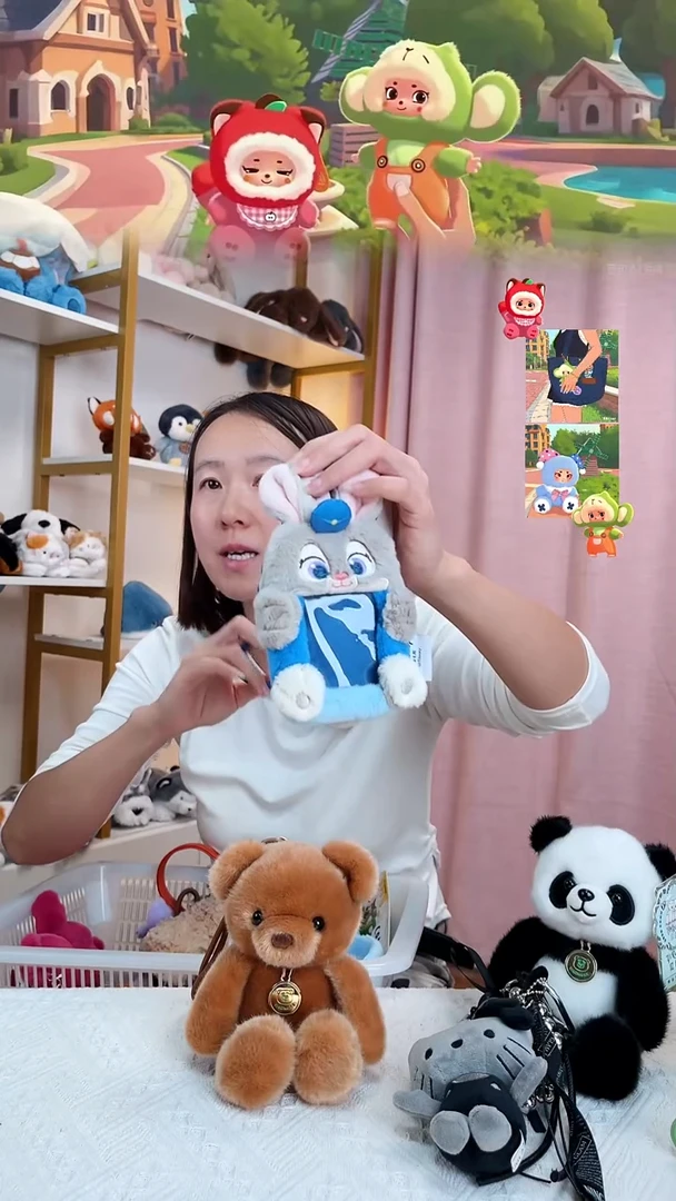 毛绒朱迪卡包挂件