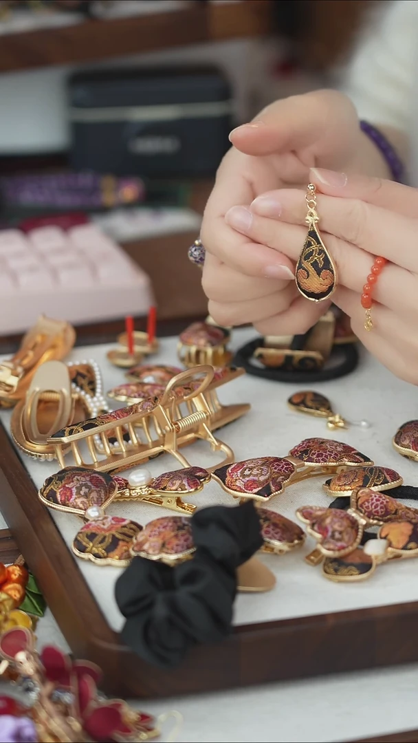 刺绣闪购纯手工非遗国风饰品