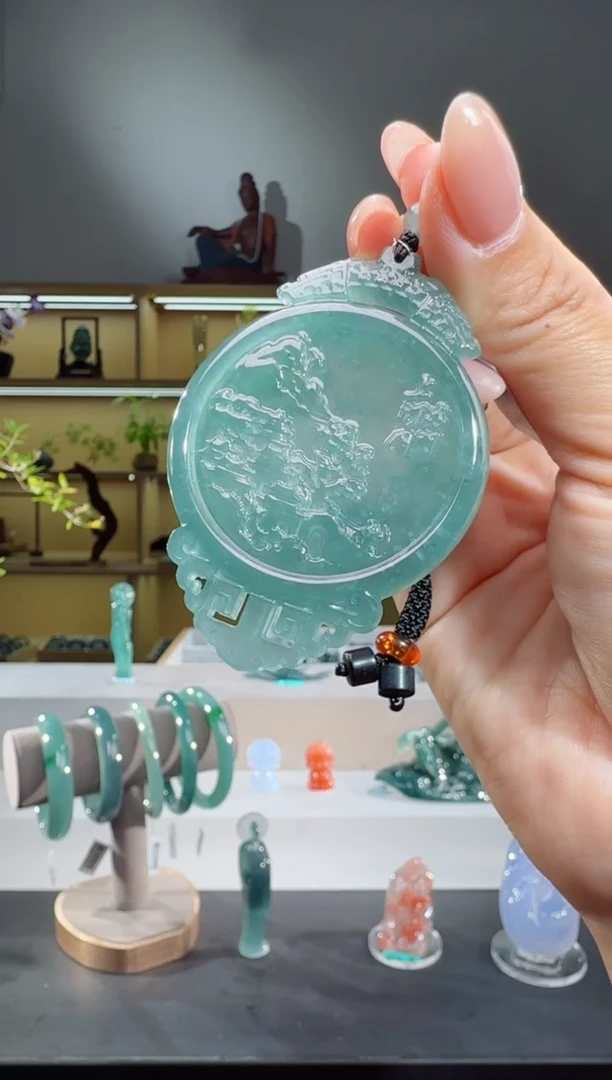 吊坠(不含链)未镶嵌翡翠山水牌