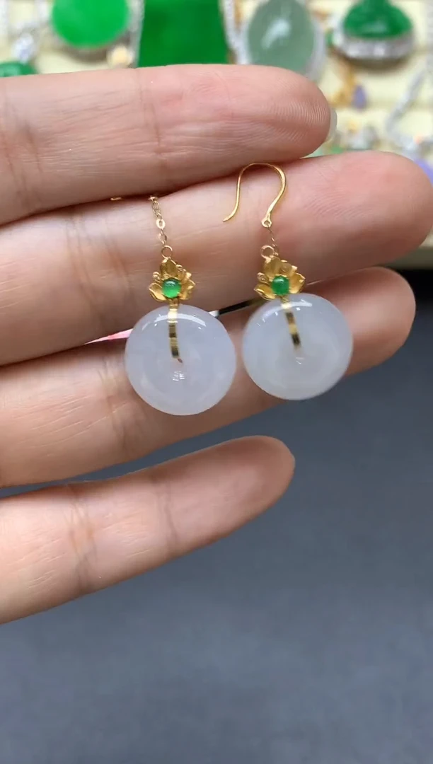 颈饰18K金镶嵌翡翠421-中国好珍宝