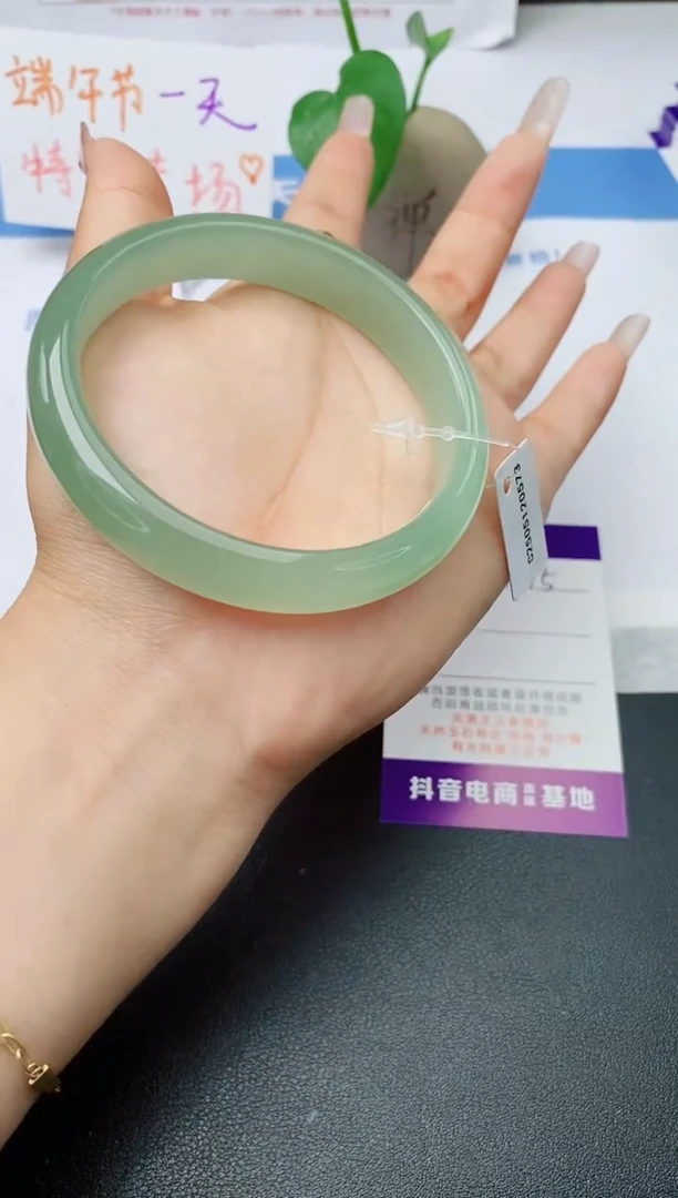 石英质玉手镯未镶嵌w215-DB多样性发货