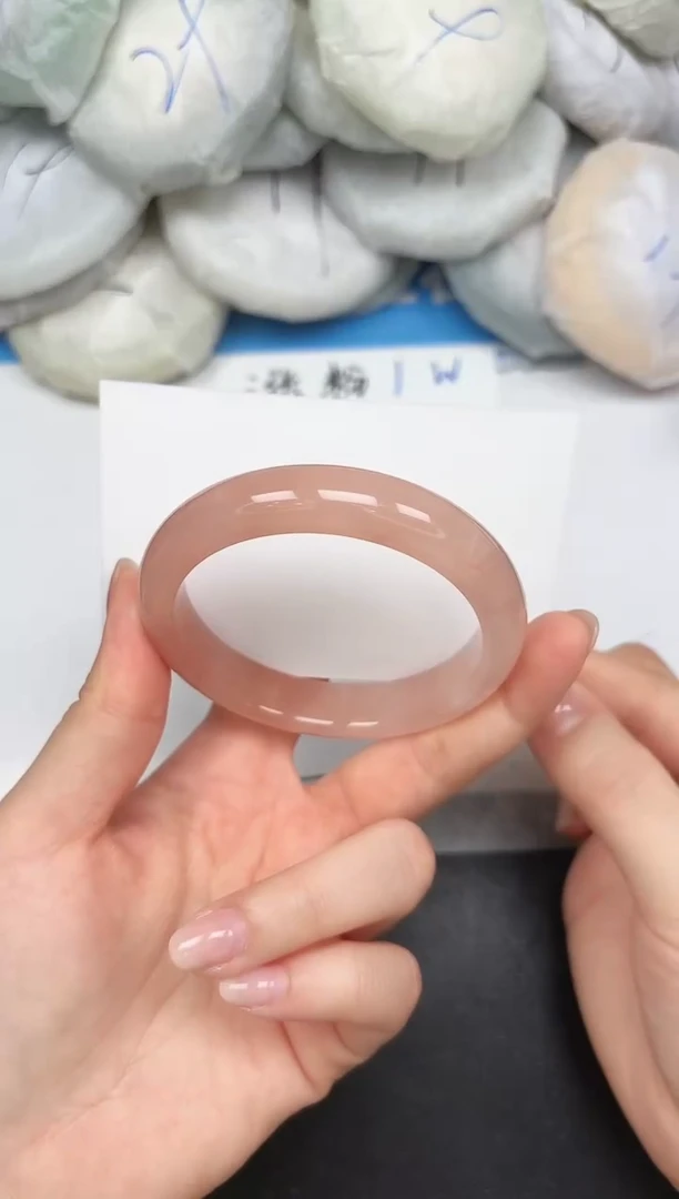 未镶嵌手镯石英质玉A139/56
