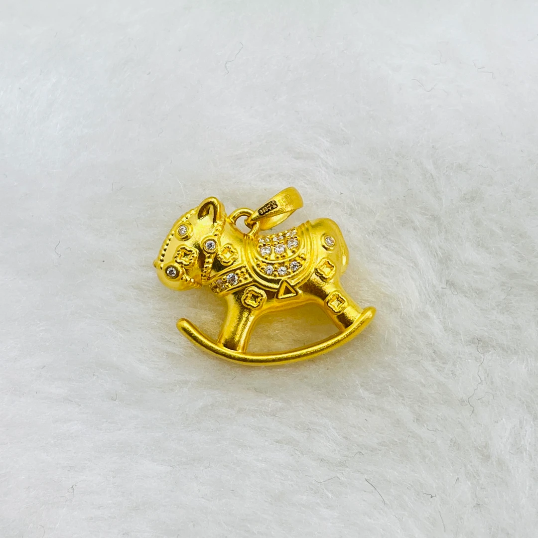 足金5D工艺 镶嵌木马吊坠 附加188