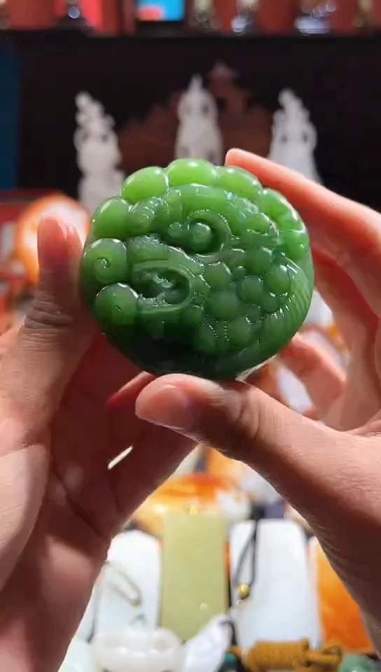 未镶嵌和田玉摆件精品