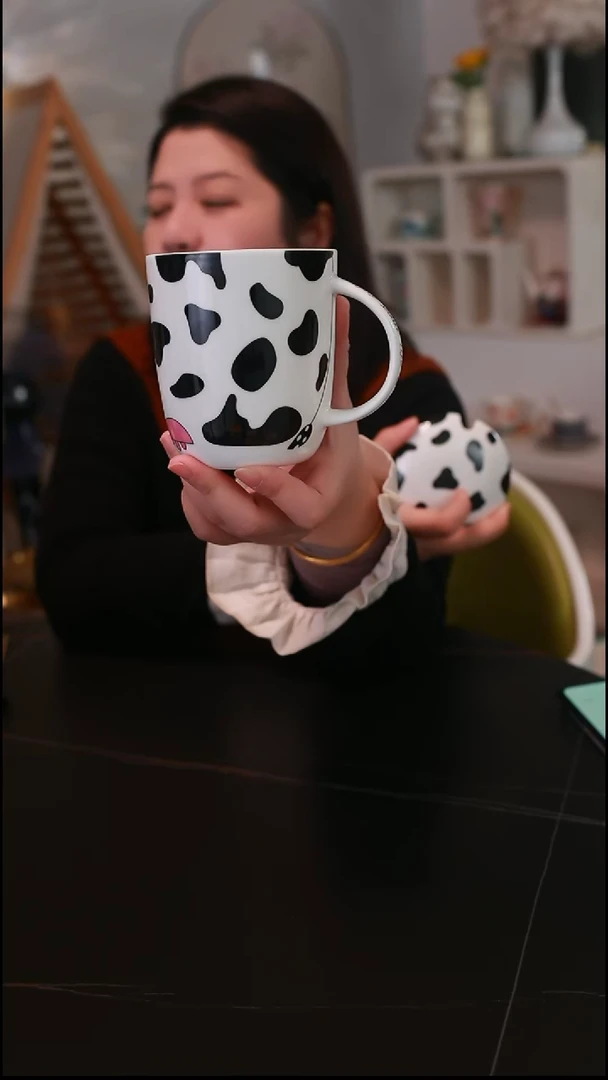瓷····奶牛情缘马克杯E186