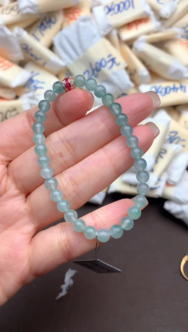 翡翠挂件未镶嵌一