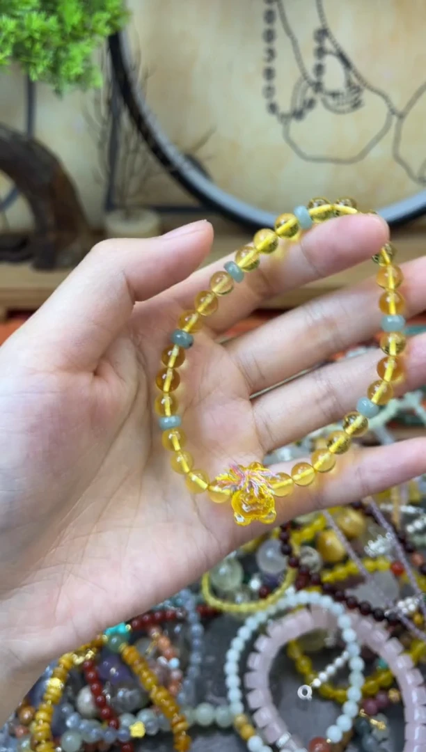 【闪购商品】蜜蜡手链未镶嵌231手串