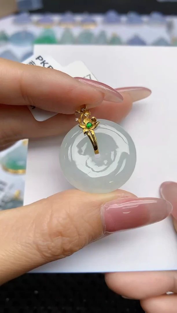 【闪购商品】翡翠颈饰18K金镶嵌天然翡翠A货