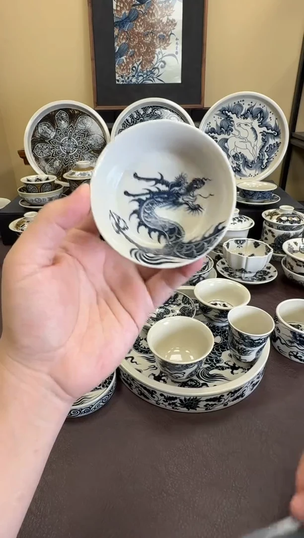 二号釉1351龙纹金鳞盏