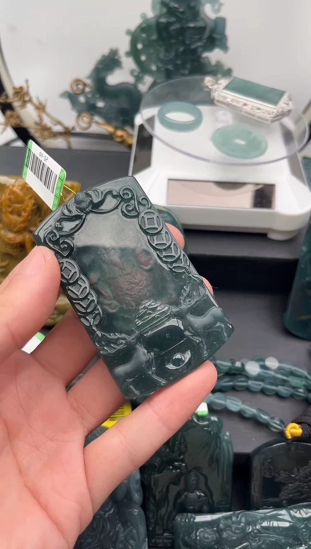 颈饰未镶嵌翡翠离****福6