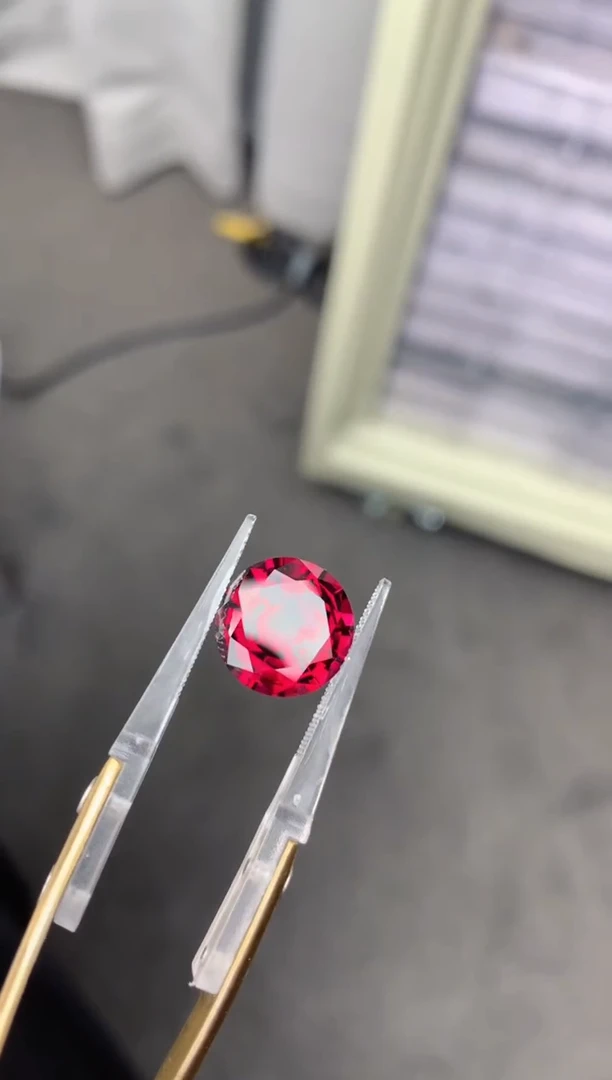 【闪购商品】石榴石裸石未镶嵌9ct   镁铝榴石