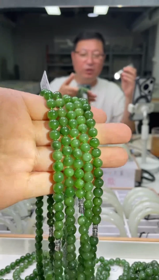 【闪购商品】和田玉毛衣链未镶嵌碧玉女神链 多样性发货其一