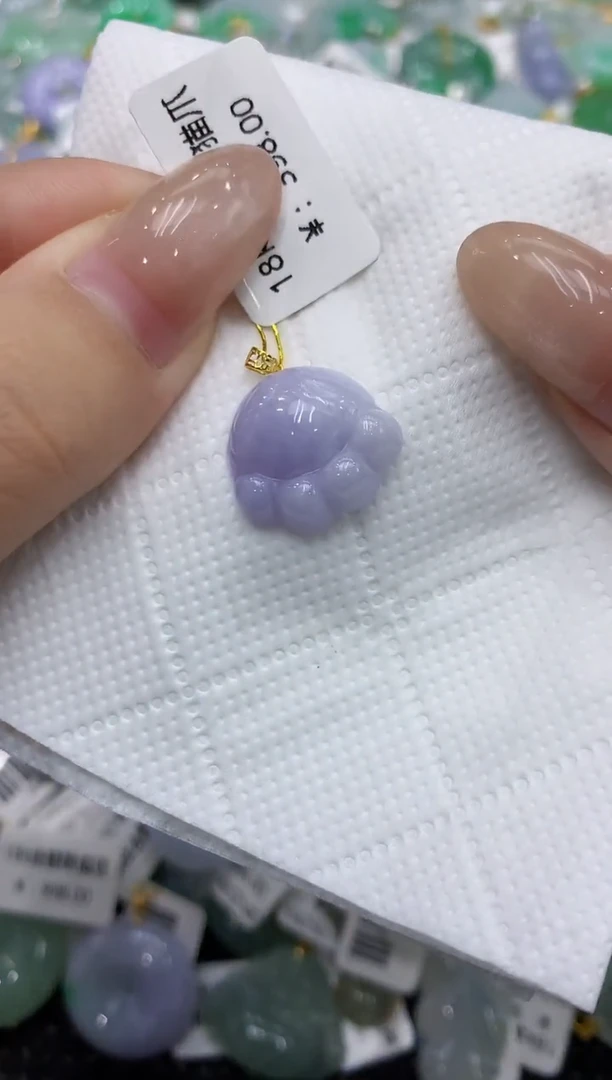 颈饰18K金镶嵌翡翠111111111111