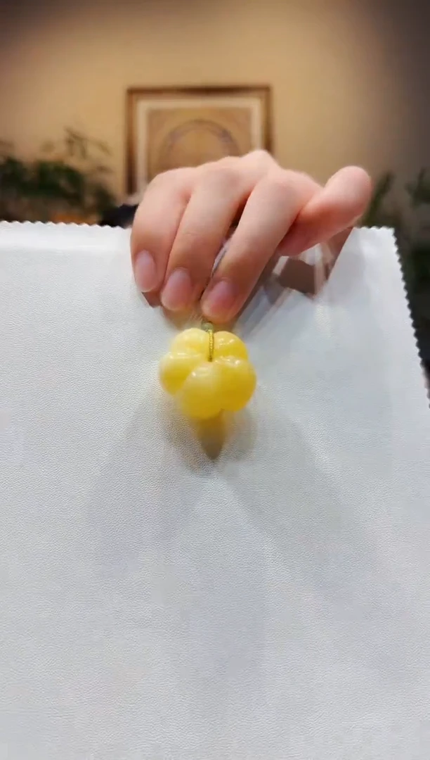 琥珀颈饰未镶嵌吊坠