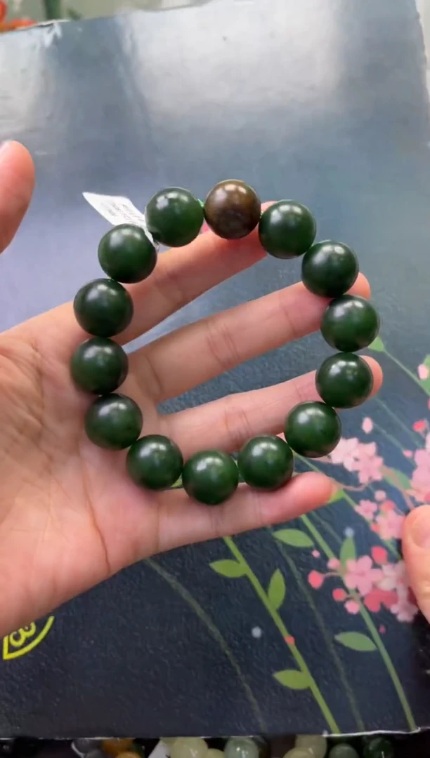 手串未镶嵌和田玉手串