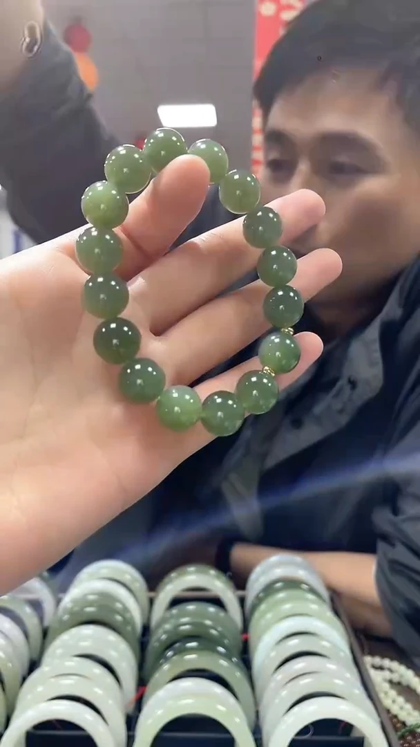 【闪购商品】和田玉手链未镶嵌湖水冻葡萄肉卡12手串一条