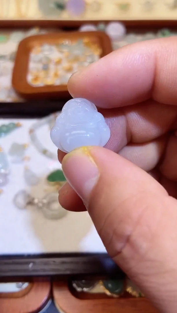 【闪购商品】翡翠颈饰未镶嵌翡翠