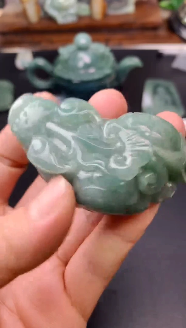 颈饰未镶嵌翡翠耋*貔貅