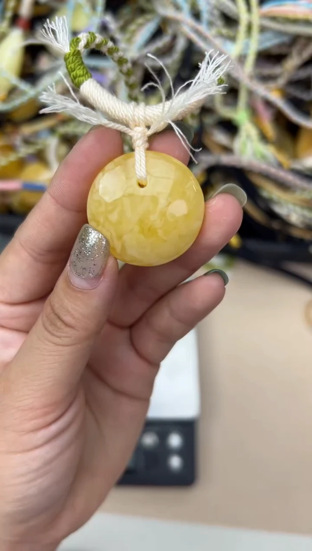 未镶嵌蜜蜡裸石蜜蜡吊坠