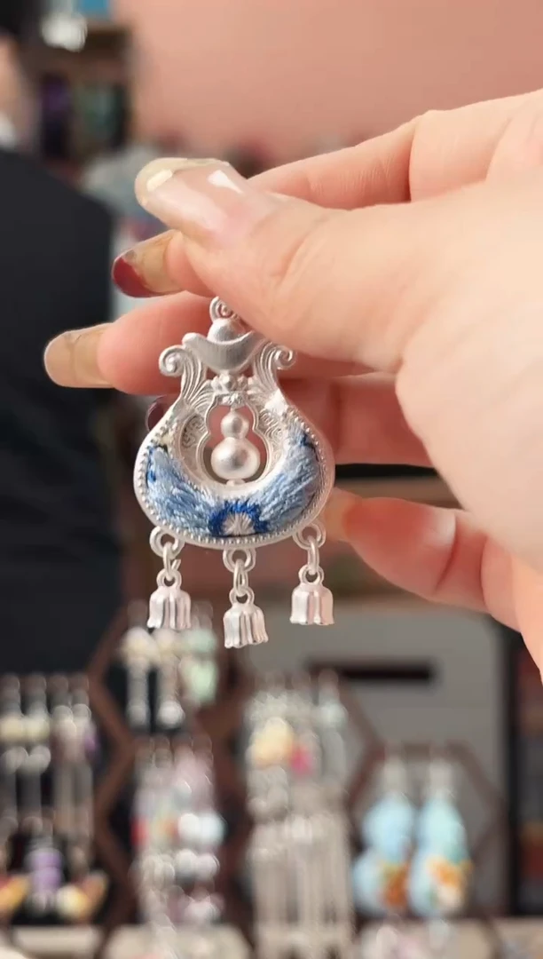 织绣彩云南阁非遗老绣99