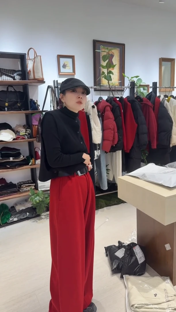 黑色马甲设计师款