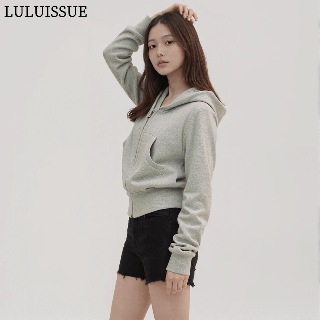 LULUISSUE灰色短款外套收腰连帽休闲衫女春季新款百搭拉炼炼开衫