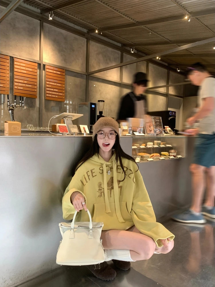 区区欧阳连帽磨毛卫衣外套女冬季美式复古宽松慵懒风印花长袖上衣