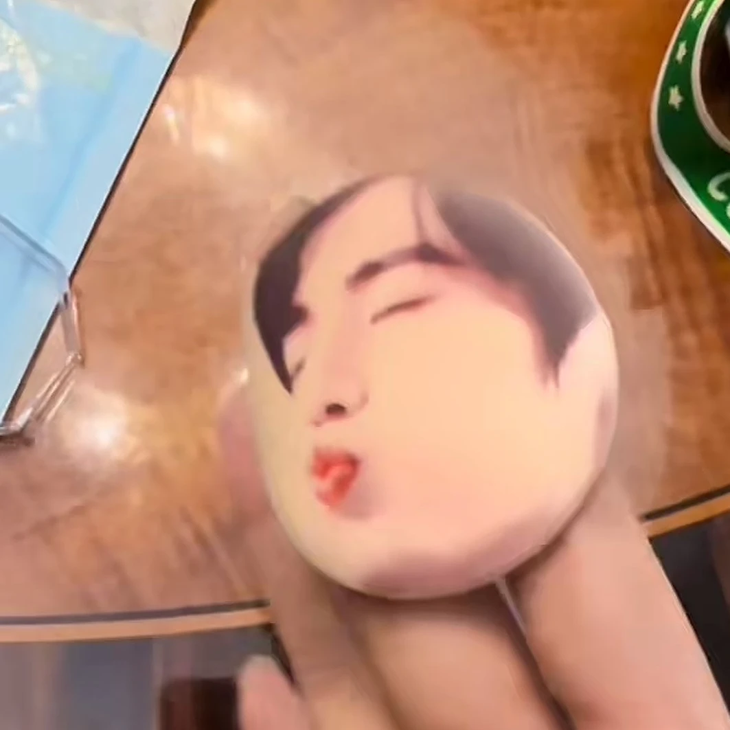 张凌赫亲亲气垫粉扑双面印花亲肤柔软粉扑干湿两用收藏款物料周边