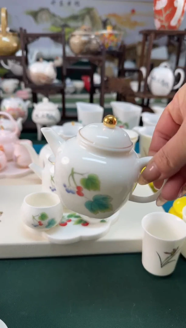 【闪购商品】瓷器 ······.......