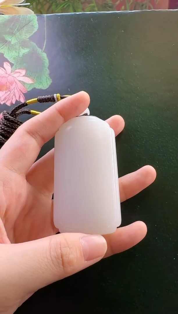 颈饰未镶嵌和田玉无事牌