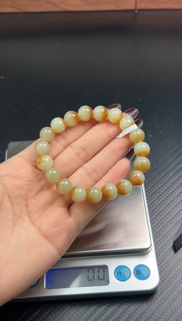 未镶嵌手串和田玉若羌微色差卡10