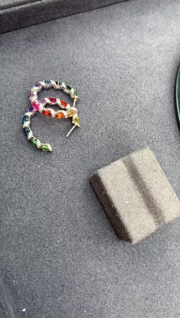 【闪购商品】彩色蓝宝石耳环18K金镶嵌3.98ct彩蓝宝耳环