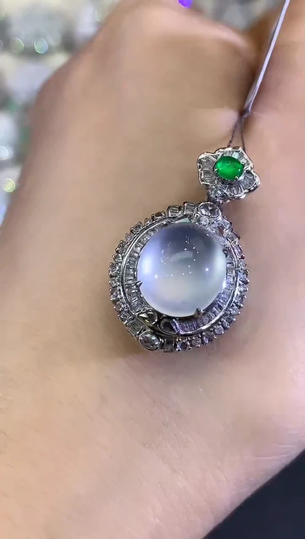 吊坠(不含链)18K金镶嵌翡翠B263