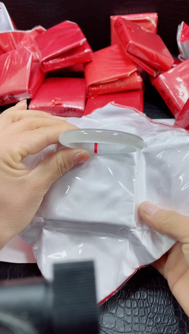 非金属无玲玲96号手镯53.9圈口