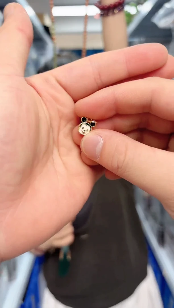 珐琅米奇配饰一片