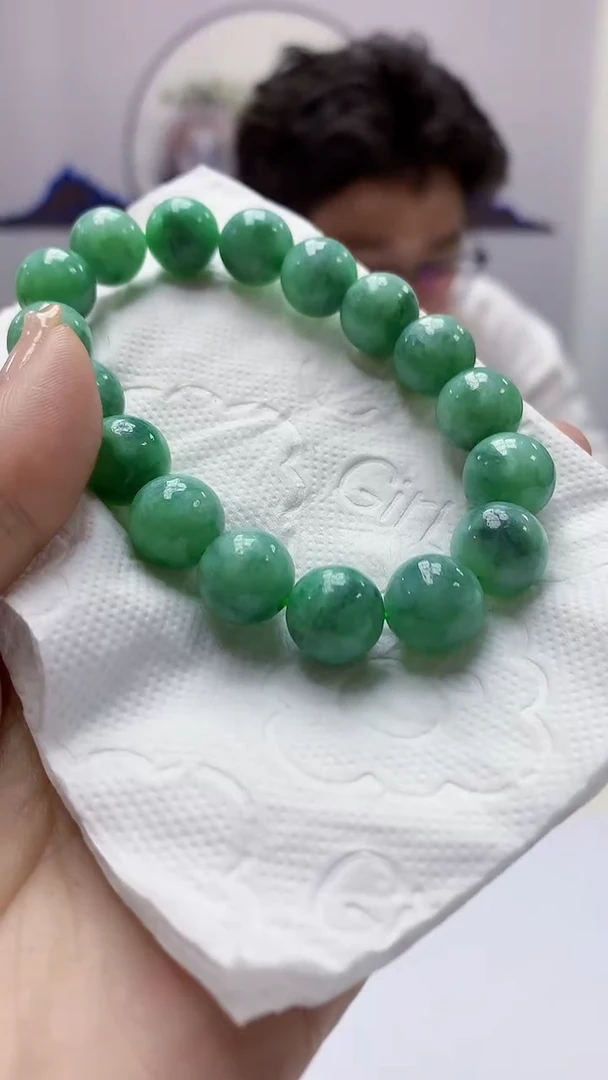 【闪购商品】定制翡翠未镶嵌4688ms-毛货136手串