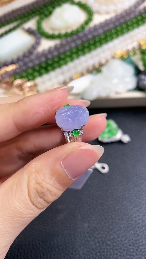 翡翠戒指18K金镶嵌春日珠宝 C76紫货有色差