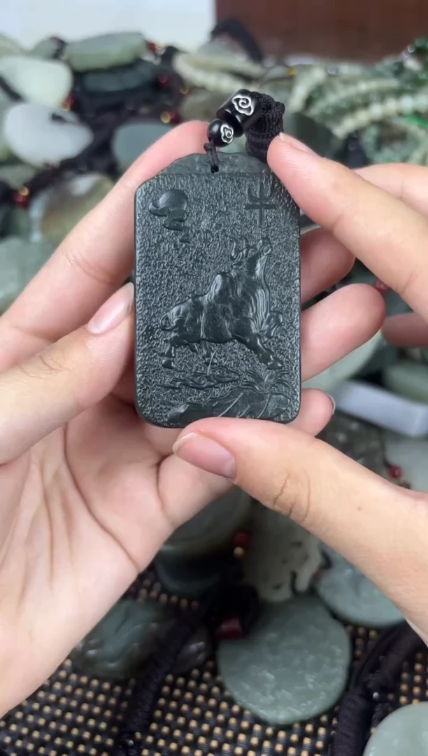 【闪购商品】和田玉颈饰未镶嵌1