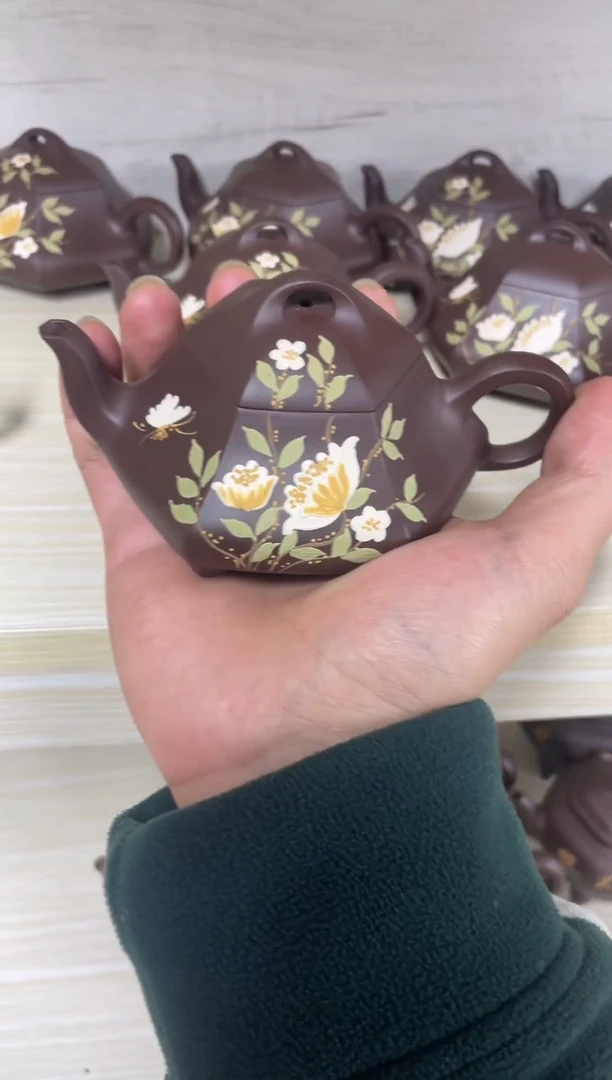 茶壶紫砂泥绘汉唐石瓢