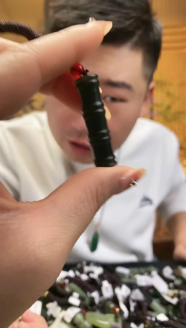 【闪购商品】和田玉颈饰未镶嵌多样性发货，拍一发一