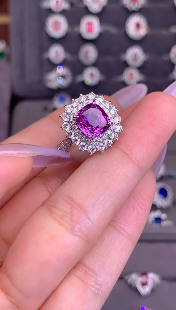 彩色蓝宝石戒指铂Pt950镶嵌2.53ct