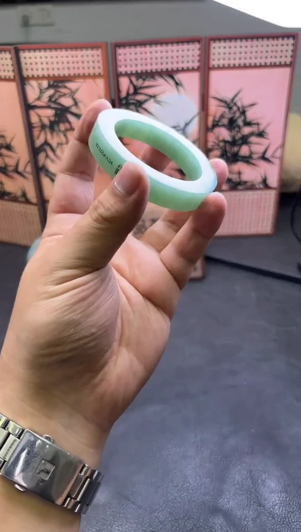 未镶嵌手镯定制翡翠篮****哥手镯
