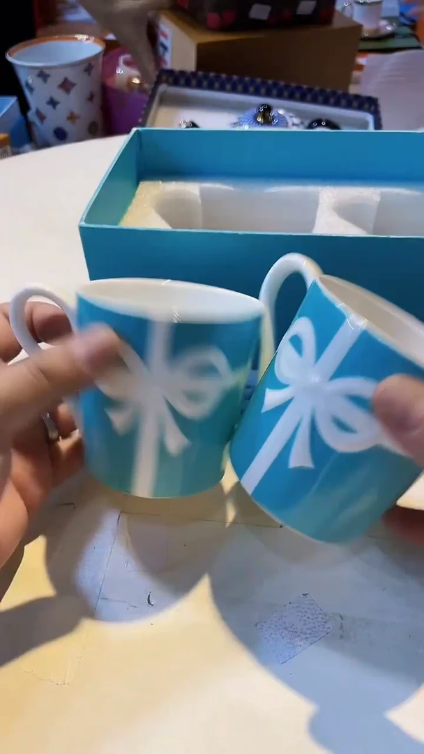 杯鸿辉家品牌瓷器，京东包邮！