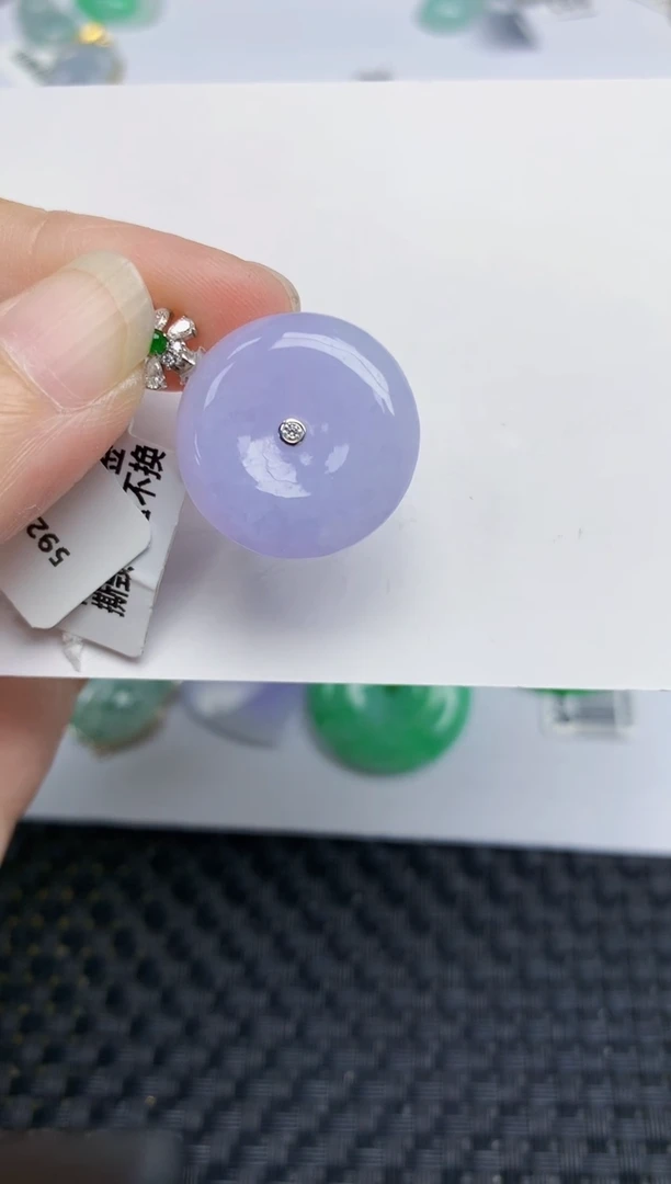 翡翠18K金镶嵌颈饰天然A货翡翠