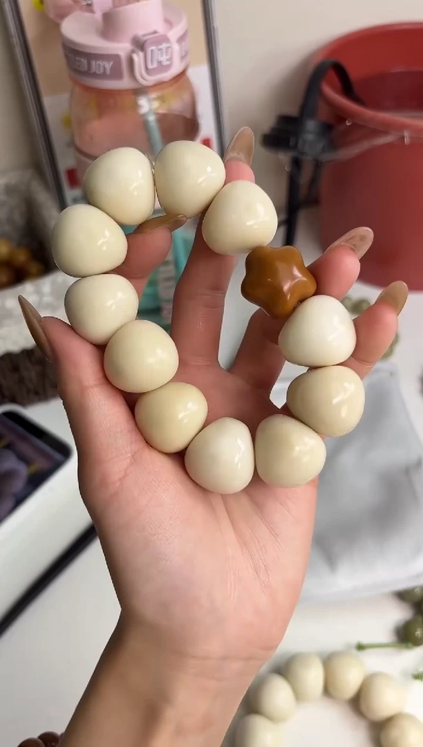 手串菩提根/象牙果象牙果瓷白蒜瓣+风化星20mm手串瑕疵不补