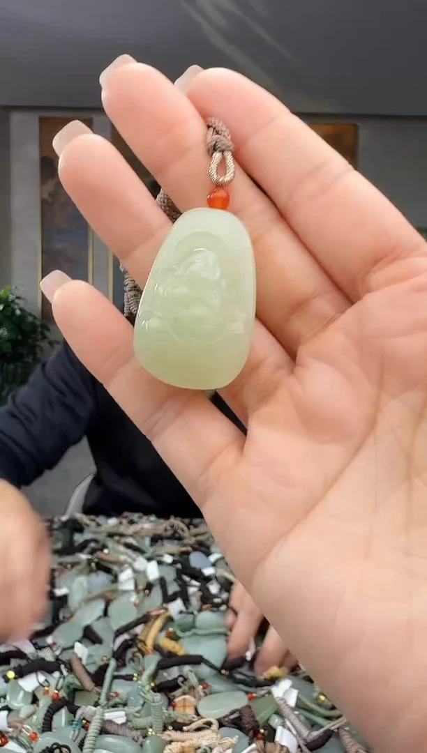 颈饰未镶嵌和田玉拍一发一多样性发货