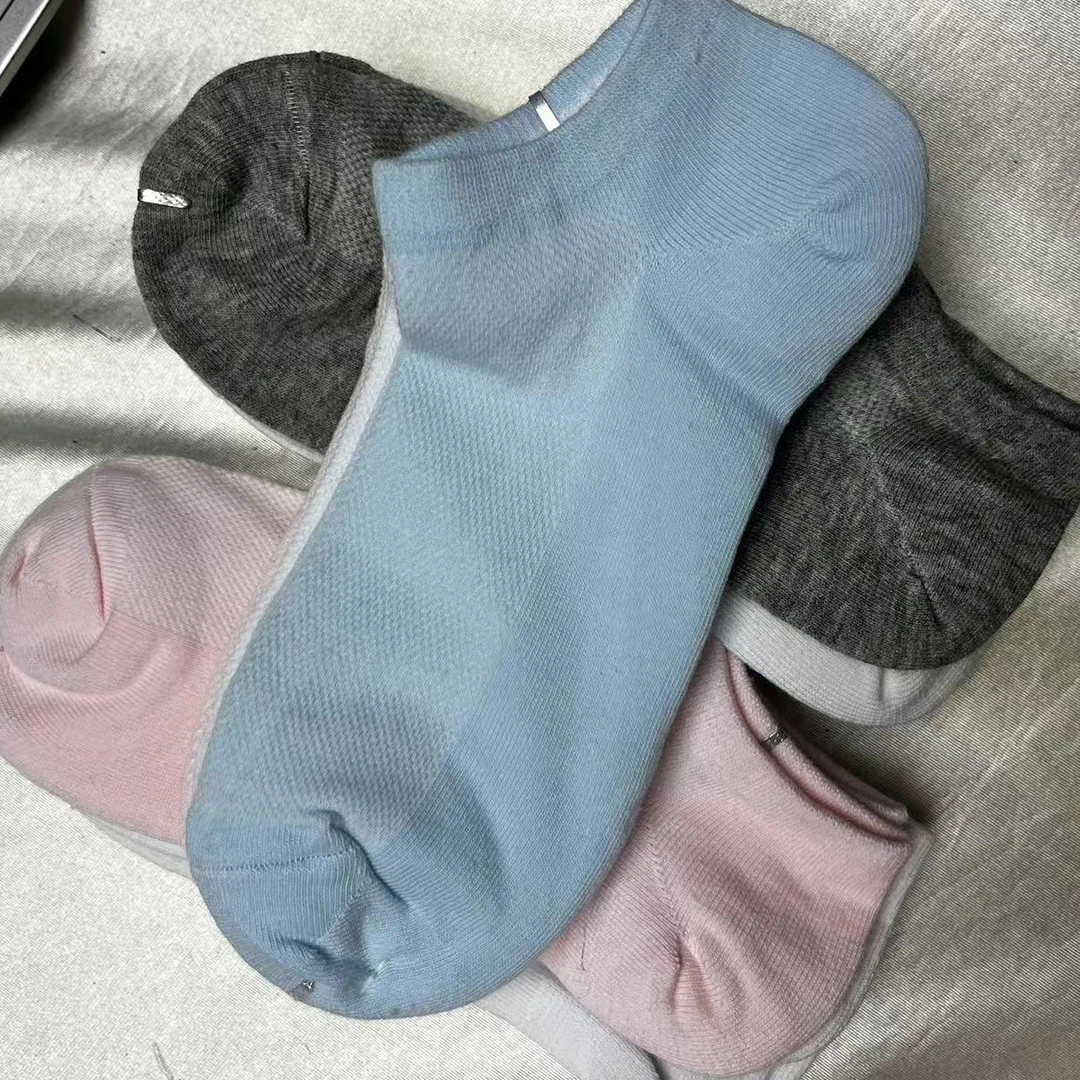 提花短袜时尚亲肤舒适女士柔软棉透气